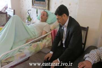 عیادت دکترزندیه از همکاران بازنشسته