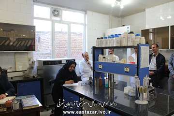 گزارش تصویری دیدار رئیس مرکز تشخیص آزمایشگاه های مرجع با کارشناسان و مسئولین آزمایشگاه های اداره کل 