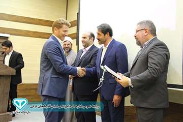 گزارش تصویری مراسم تجلیل از تیم ارزیابی عملکرد اداره کل داامپزشکی استان (2)