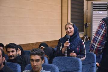 نشست خبری مدیرکل دامپزشکی استان به مناسبت هفته دامپزشکی