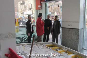 گزارش تصویری بازدید دکتر زندیه مدیرکل دامپزشکی استان آذربایجانشرقی از مراکز عرضه فرآورده های خام دام