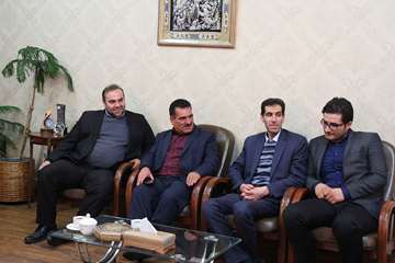 دیدار نوروزی همکاران بخش خصوصی و دولتی با مدیر کل دامپزشکی استان