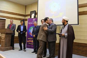 مراسم تجلیل از کامندان نمونه اداره کل دامپزشکی استان