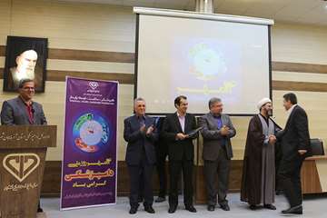 مراسم تجلیل از کامندان نمونه اداره کل دامپزشکی استان