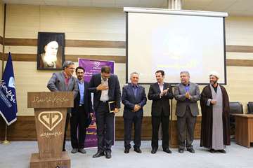 مراسم تجلیل از کامندان نمونه اداره کل دامپزشکی استان