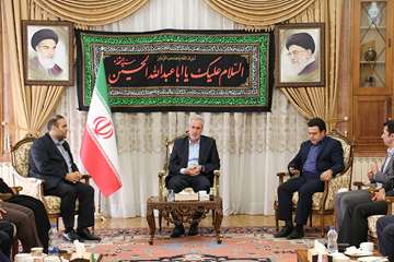 دیدار مدیر کل و مسئولین اداره کل دامپزشکی استان با استاندار آذربایجان شرقی