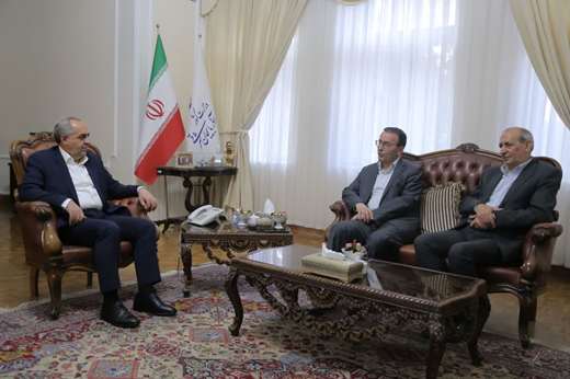 خبر دیدار معاون وزیر جهاد کشاورزی و رئیس سازمان دامپزشکی کشور با استاندار آذربایجان شرقی