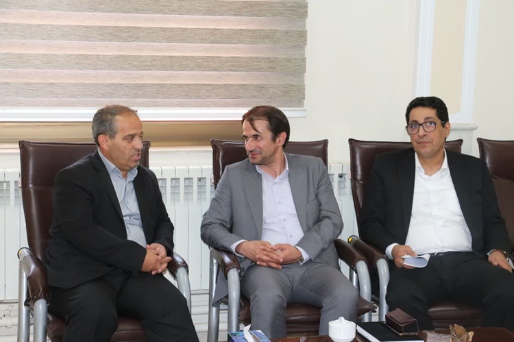 بررسی مسائل دامپزشکی شهرستان اسکو در بازدید مدیرکل دامپزشکی آذربایجان شرقی