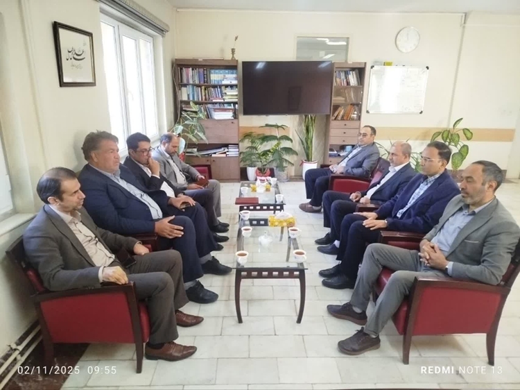 دیدار مدیرکل دامپزشکی استان با فرماندار آذرشهر